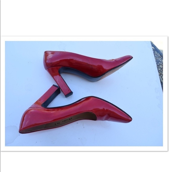 Stuart Weitzman patent pumps - Picture 4 of 8